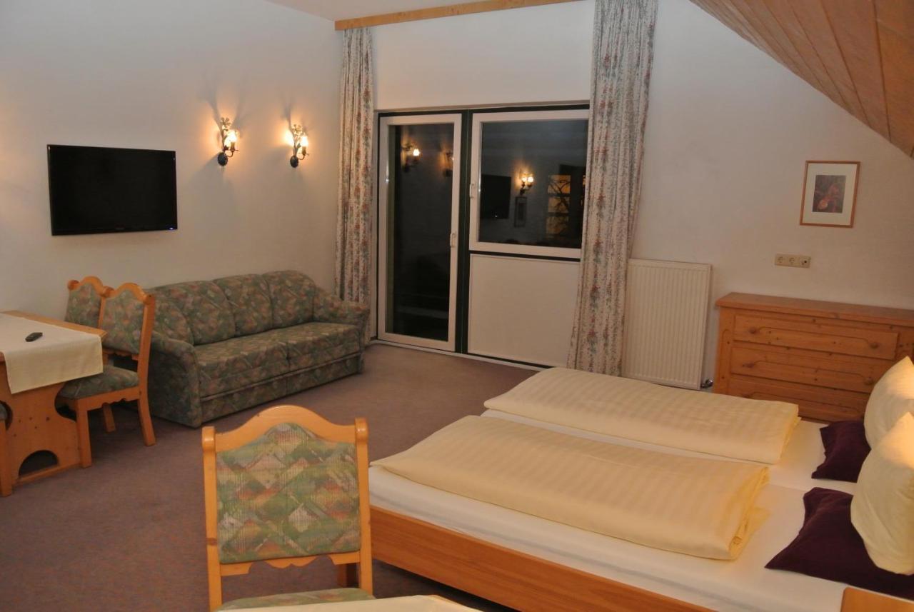 Hotel Gruberhof Innsbruck Igls B&B Номер фото