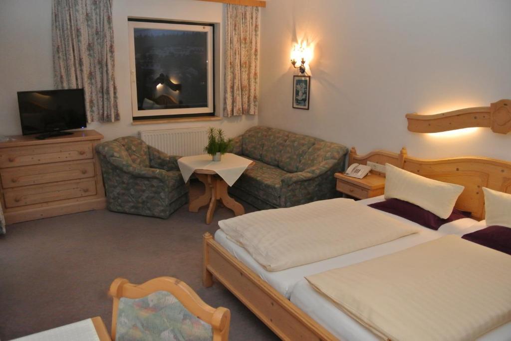 Hotel Gruberhof Innsbruck Igls B&B Экстерьер фото